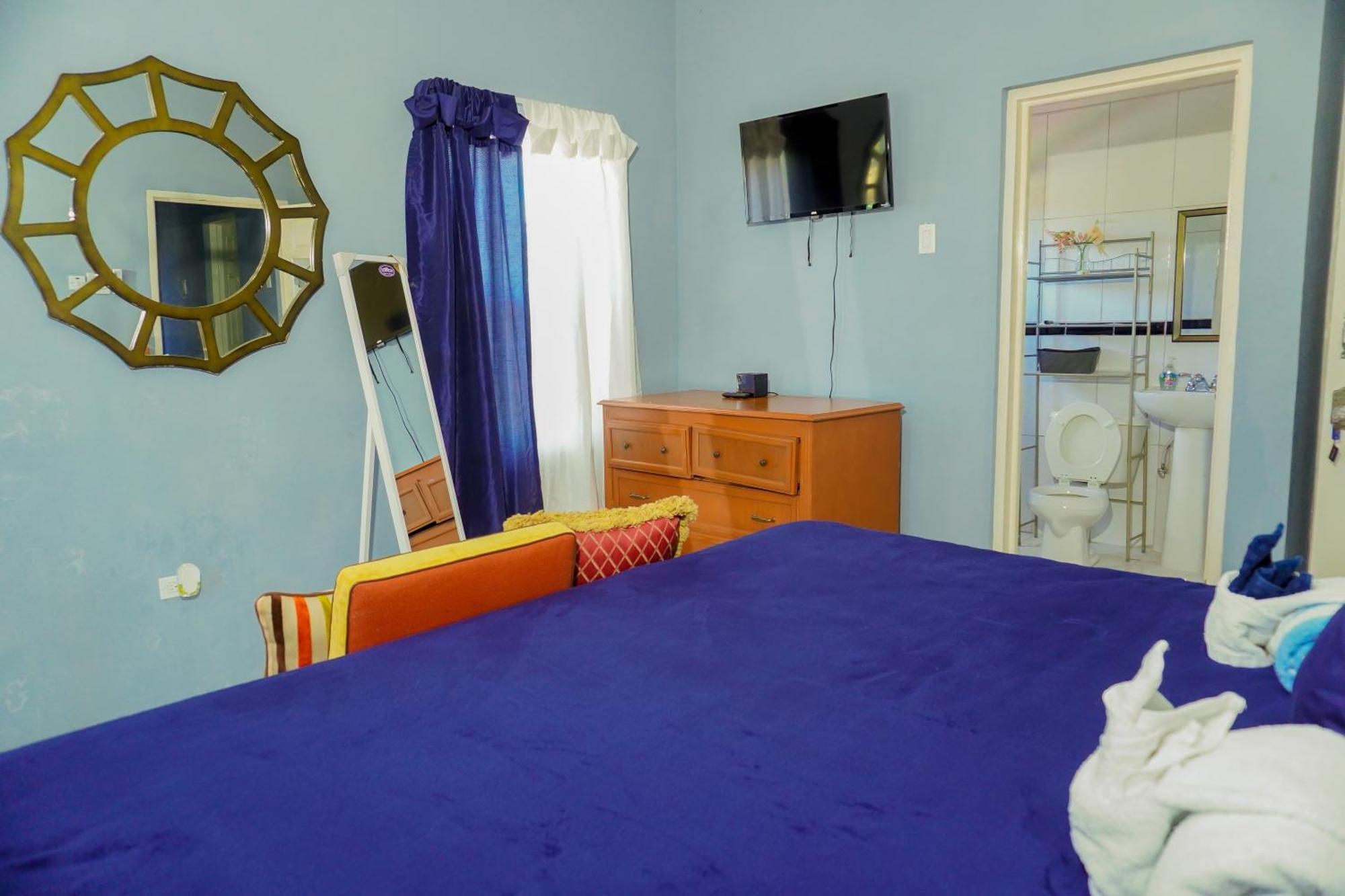 A Taste Of Jamaica Lavern'S Place Ocho Rios Exterior photo